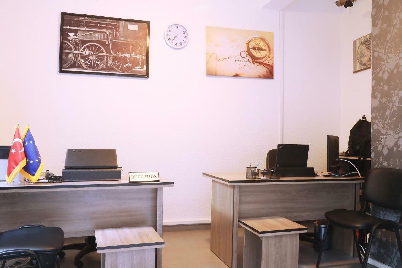 Taksim Square Hostel Istanbul Exterior photo